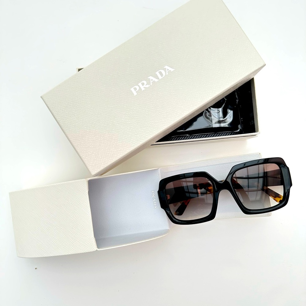 PRADA PR 21XS Sunglasses
